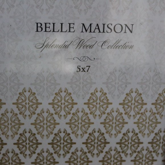 BELLE MAISON photo frame 5 X 7 Brown Bronze Accents Wood Frame Scallop 2013 - Picture 2 of 5